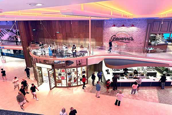 Icon of the Seas Gallery Image